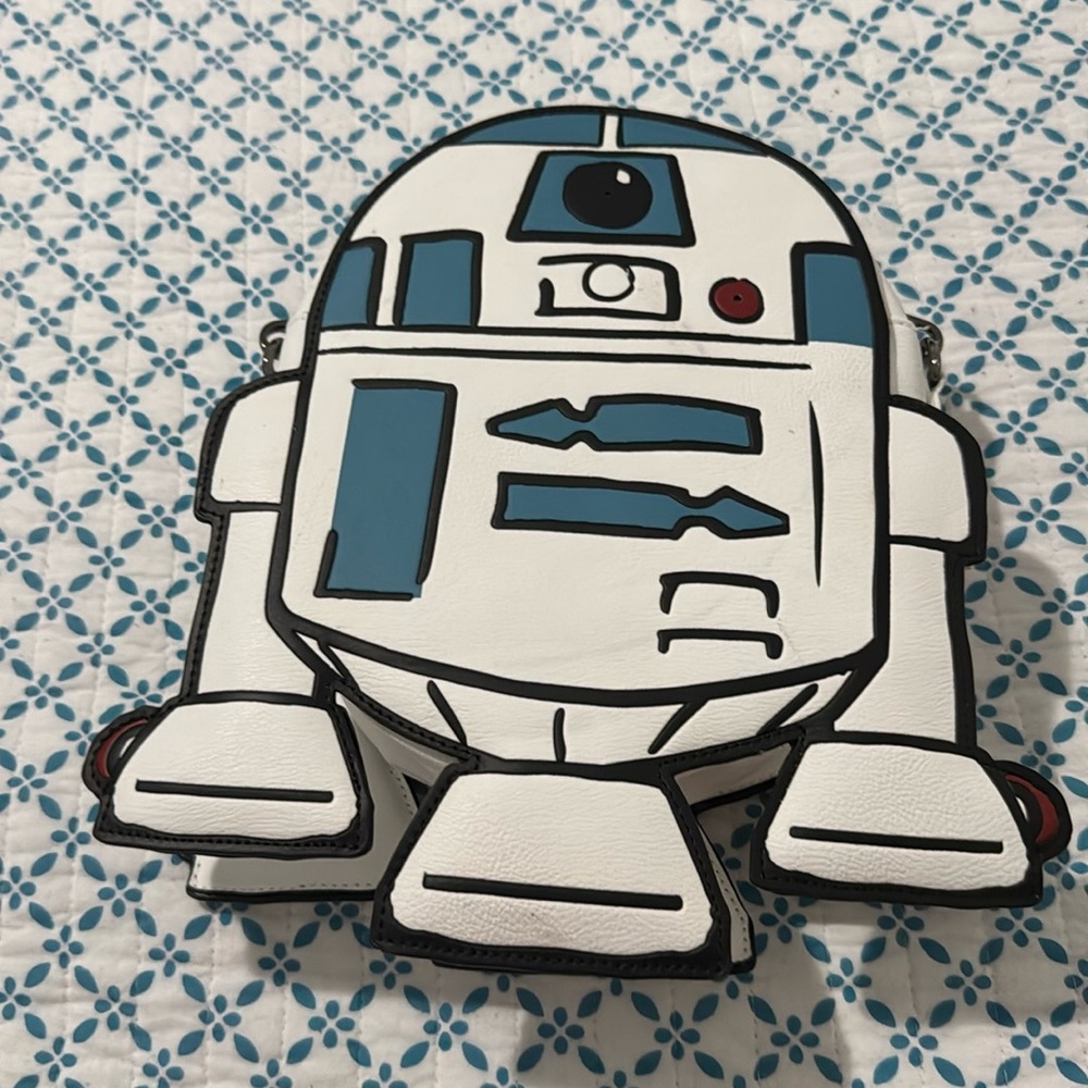 R2D2 Loungefly bag